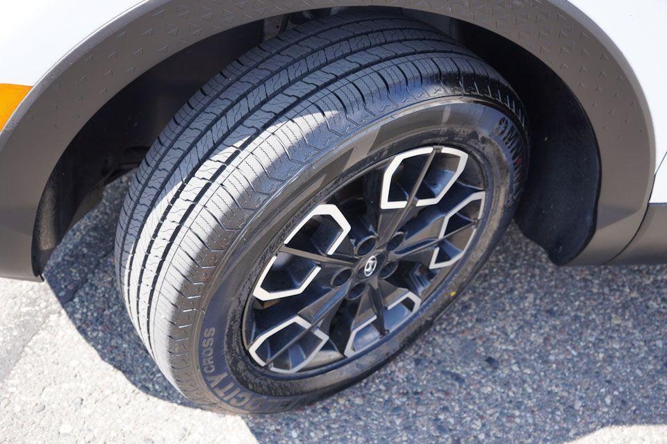 used 2022 Hyundai SANTA CRUZ car, priced at $20,898