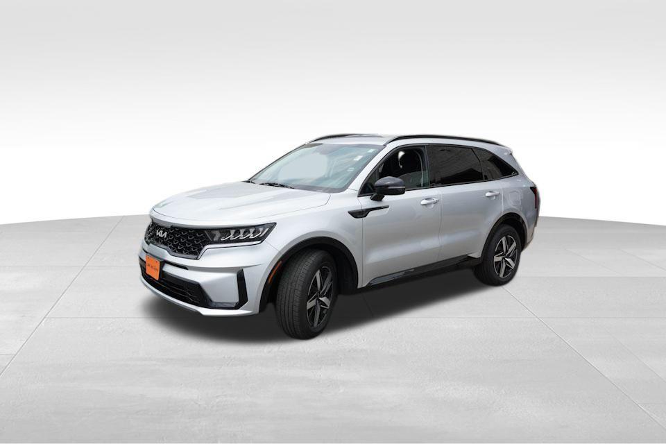 used 2022 Kia Sorento car, priced at $25,321