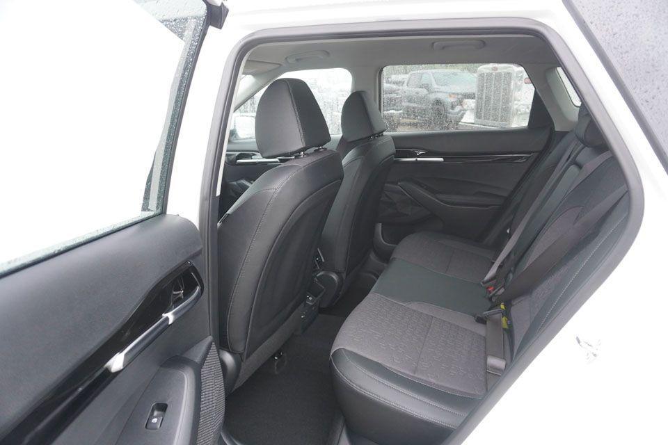 new 2025 Kia Seltos car, priced at $25,798