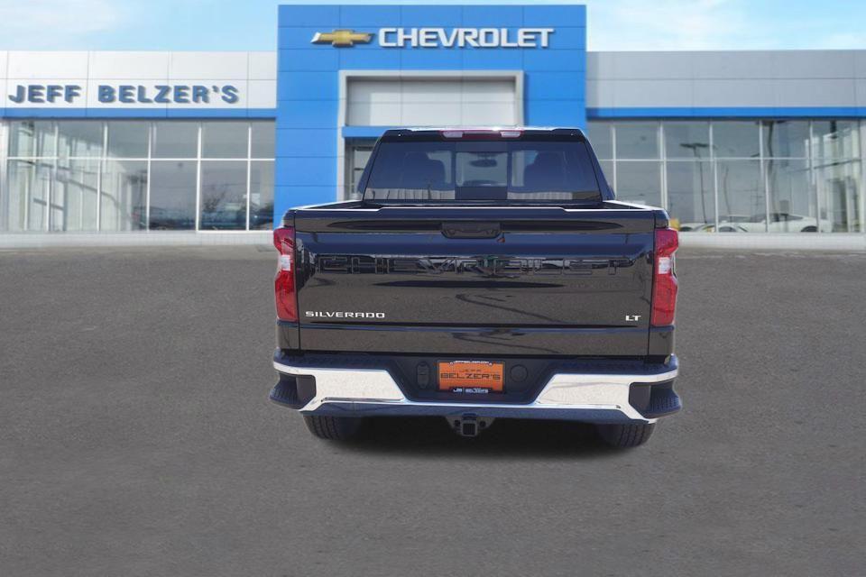 new 2025 Chevrolet Silverado 1500 car, priced at $45,660