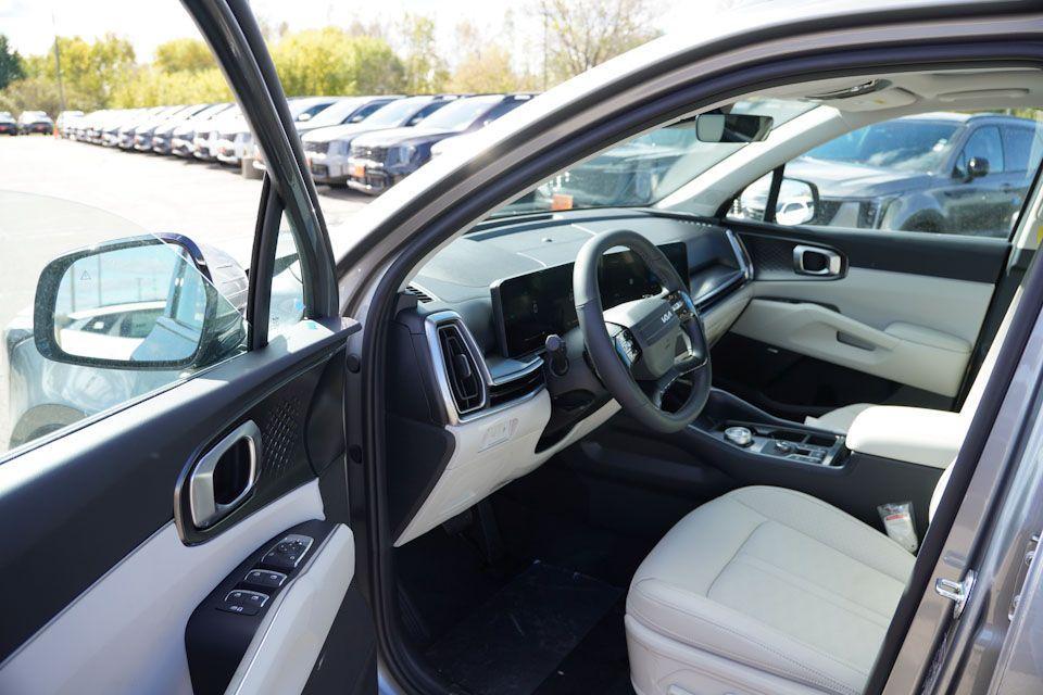 new 2026 Kia Sorento Hybrid car, priced at $41,781