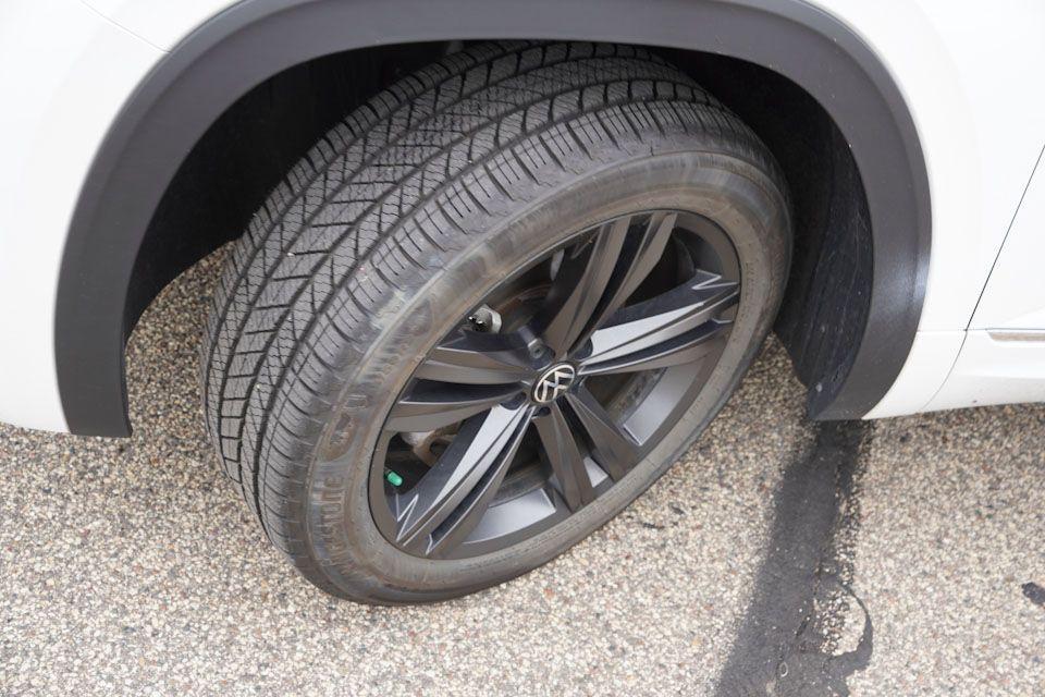 used 2021 Volkswagen Atlas car, priced at $24,985
