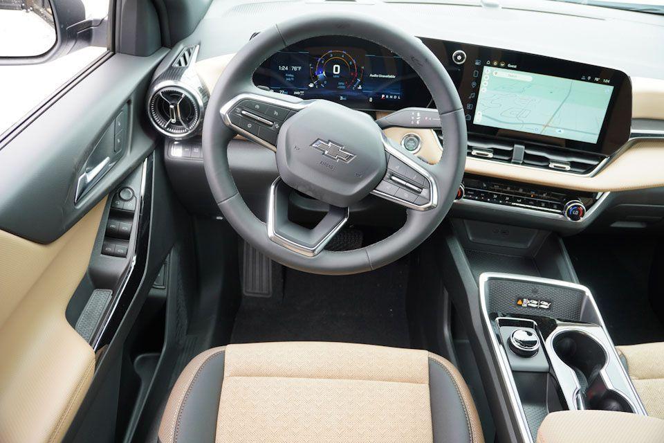 new 2026 Chevrolet Equinox car, priced at $33,990