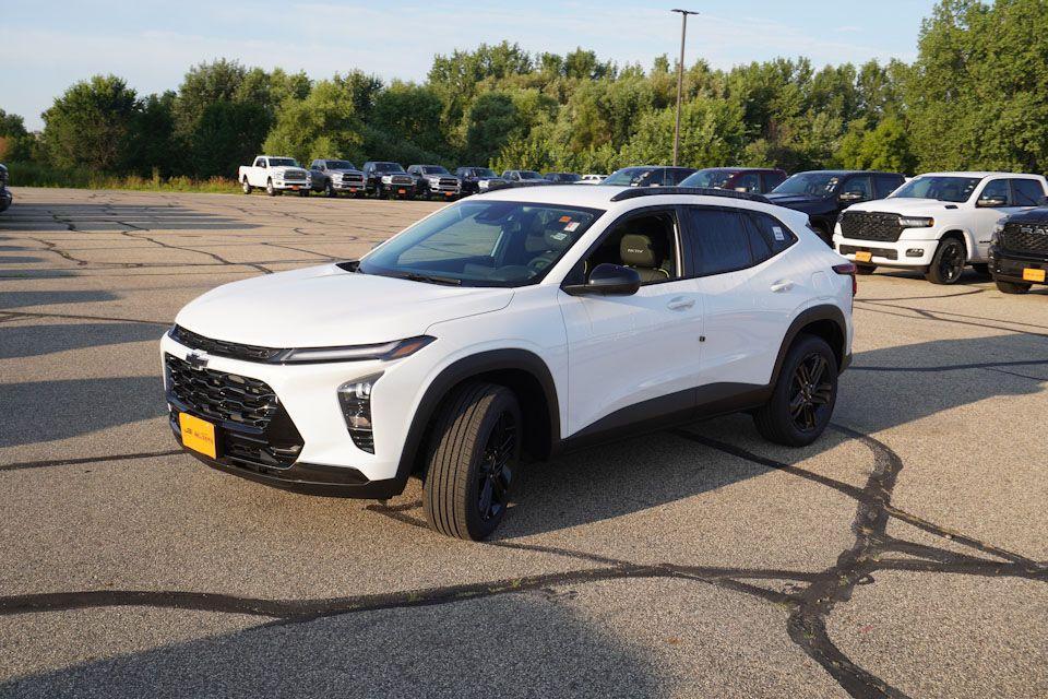 new 2025 Chevrolet Trax car, priced at $24,495