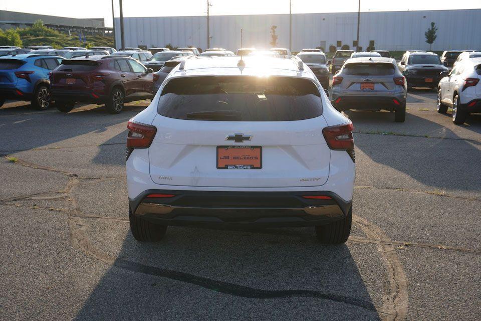 new 2025 Chevrolet Trax car, priced at $24,495