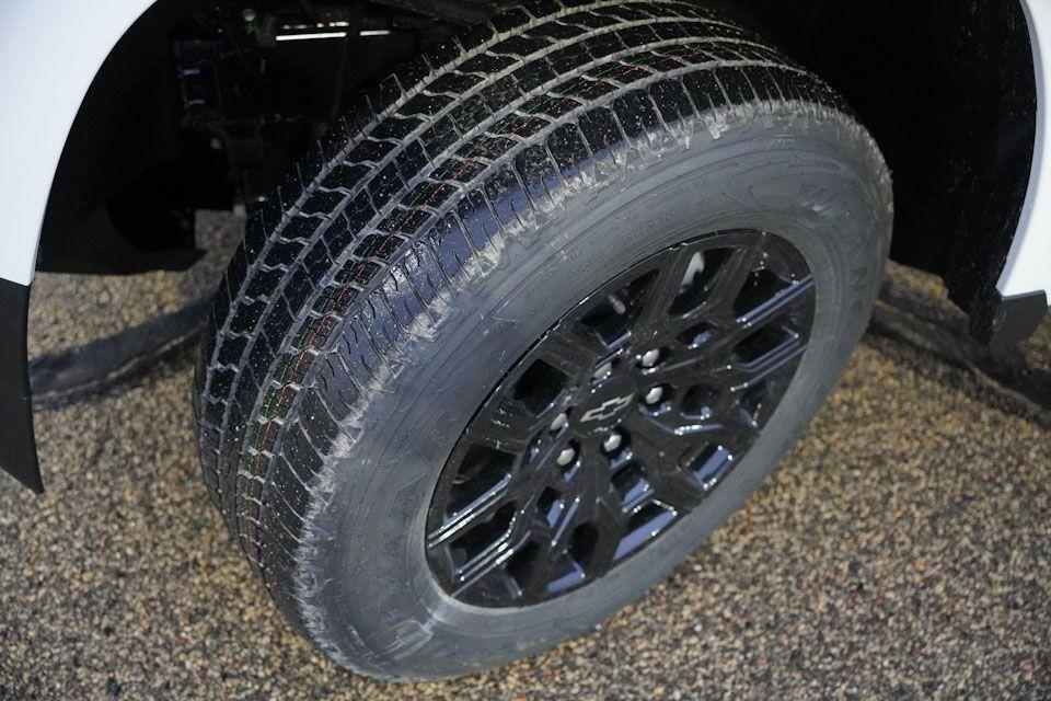 new 2026 Chevrolet Colorado car, priced at $35,980