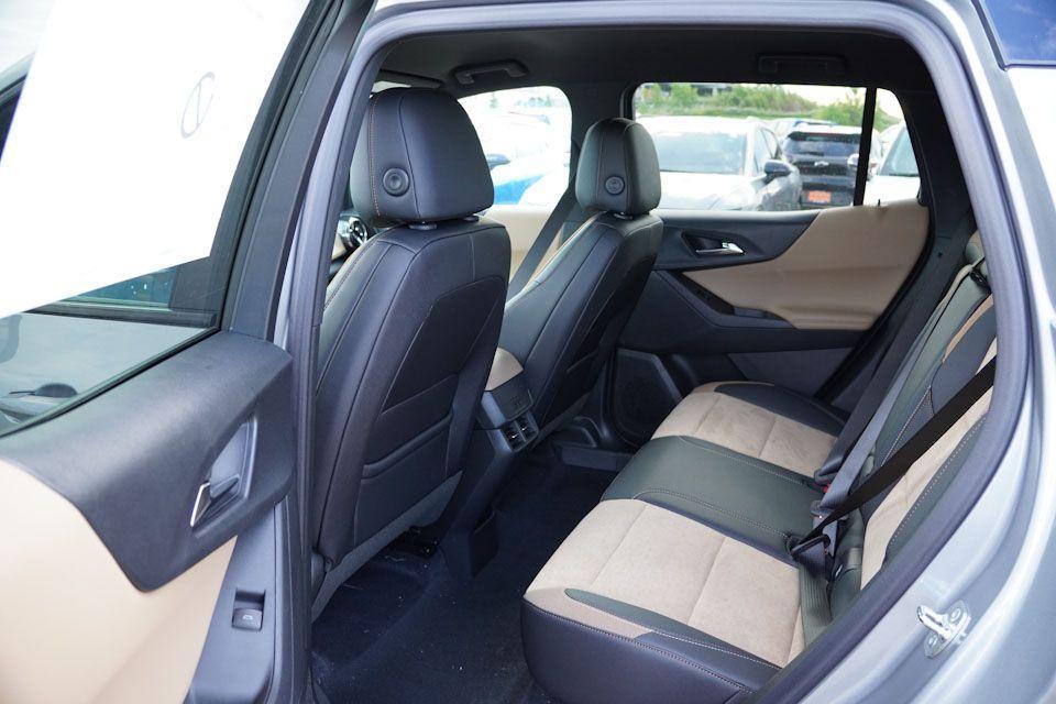 new 2026 Chevrolet Equinox car, priced at $33,740