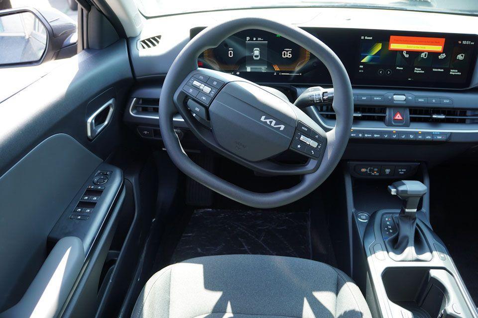 new 2025 Kia K4 car, priced at $21,274
