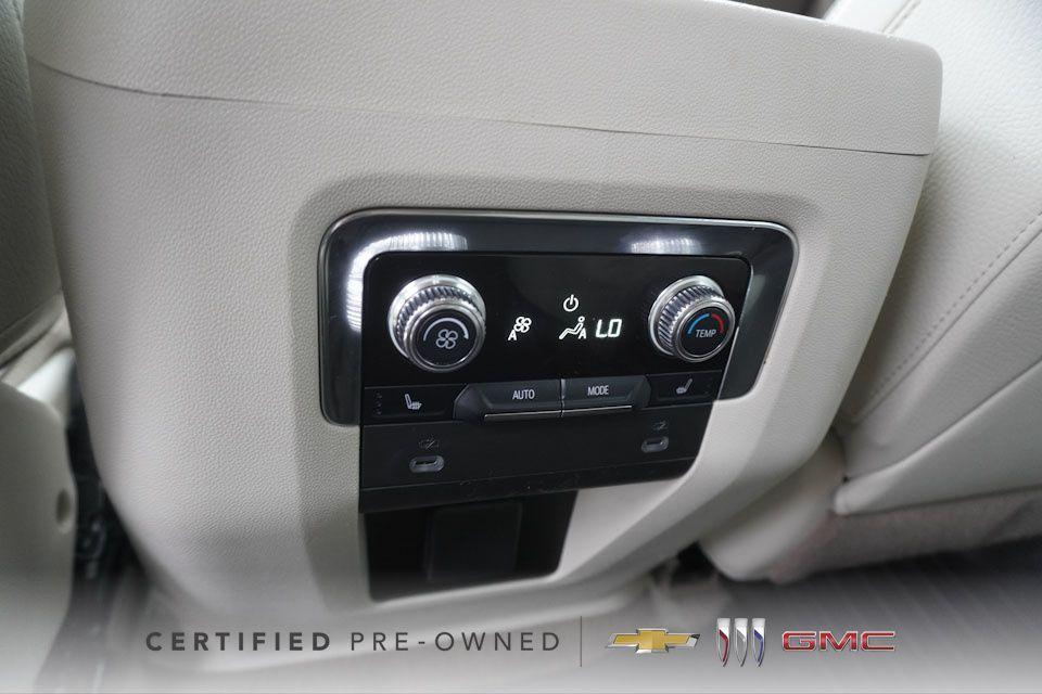 used 2022 GMC Yukon XL car, priced at $59,234