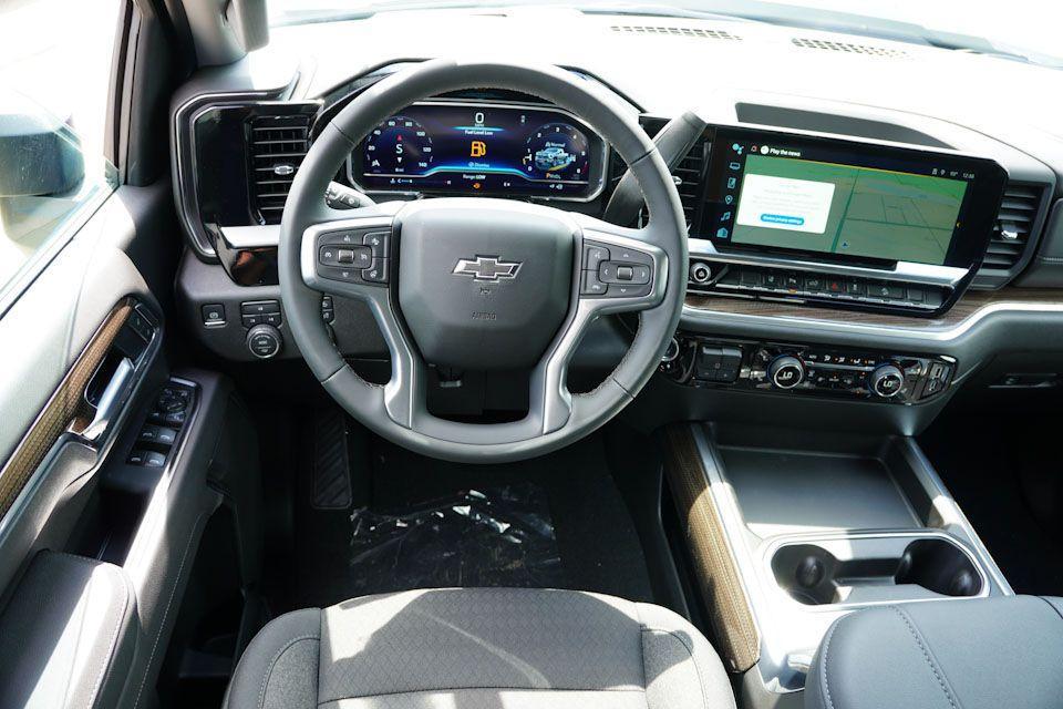 new 2025 Chevrolet Silverado 3500 car, priced at $61,280