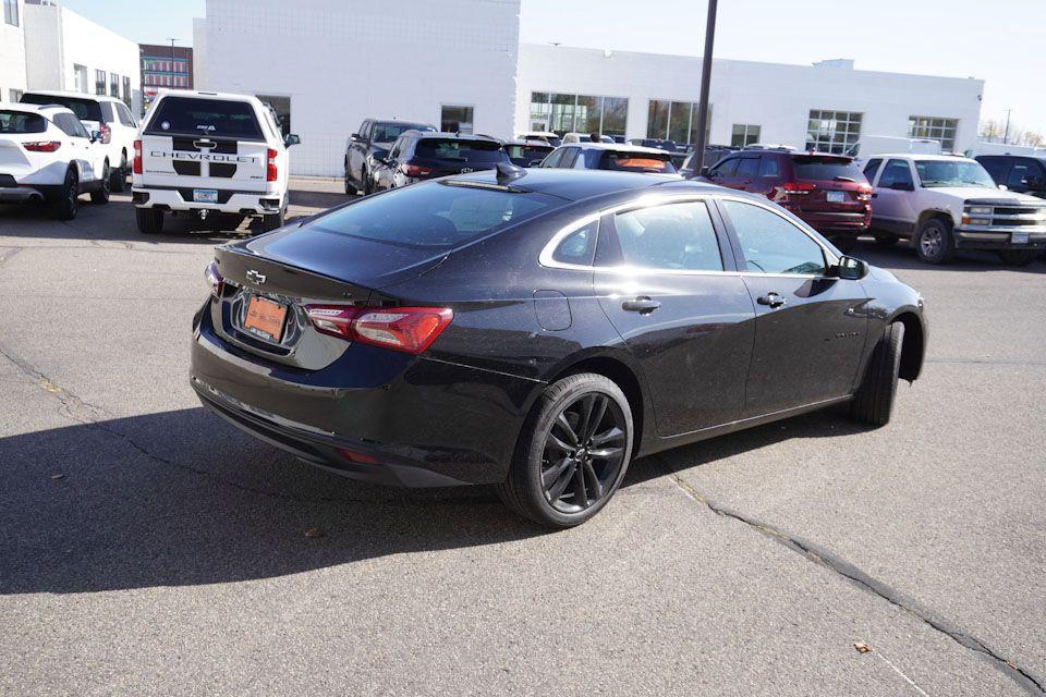 new 2025 Chevrolet Malibu car, priced at $28,190