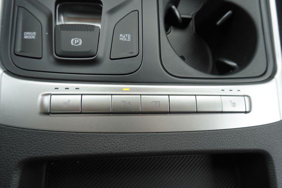 new 2025 Kia Carnival car, priced at $37,801