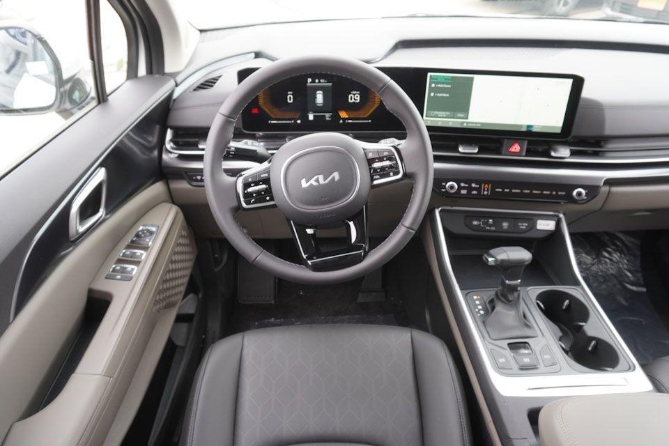 new 2025 Kia Carnival car, priced at $37,801