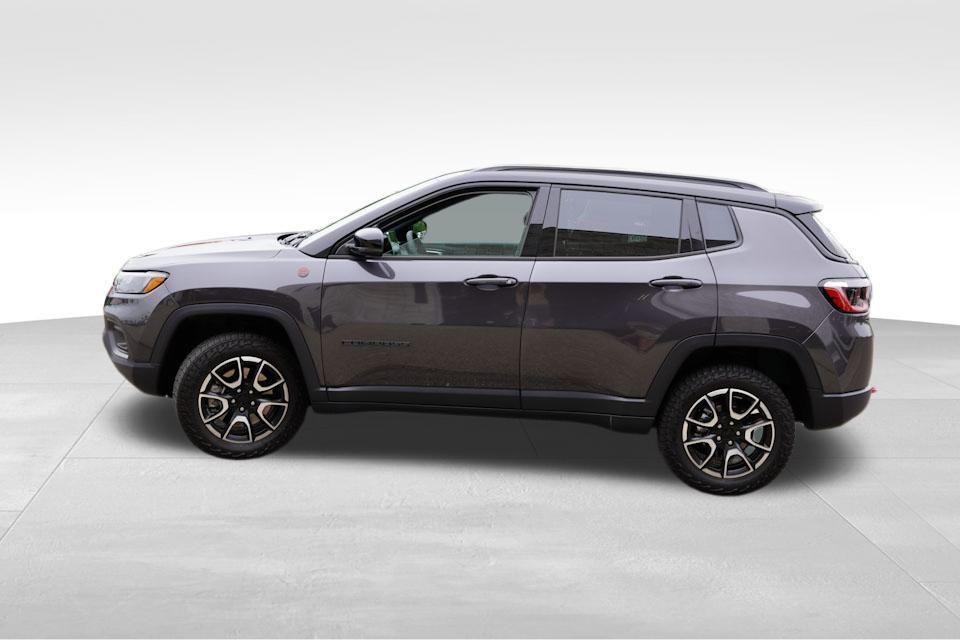 used 2024 Jeep Compass car, priced at $27,987