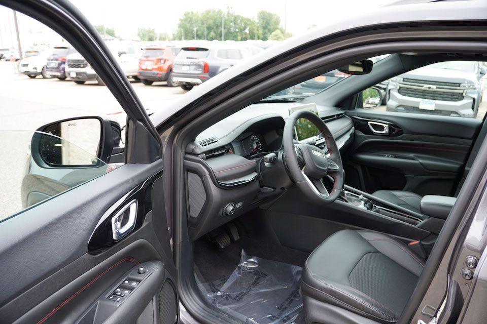 used 2024 Jeep Compass car, priced at $27,987