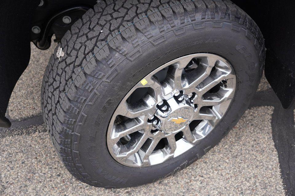 new 2026 Chevrolet Silverado 3500 car, priced at $74,325