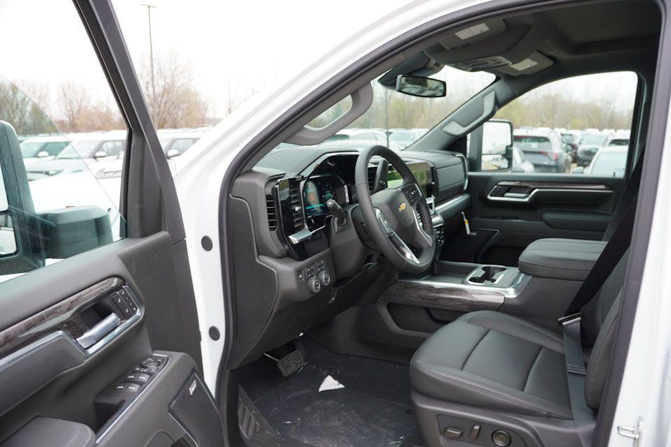 new 2026 Chevrolet Silverado 3500 car, priced at $74,325