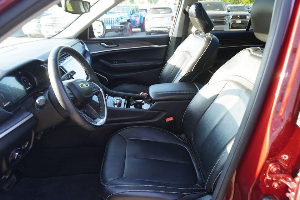 used 2022 Jeep Grand Cherokee car, priced at $35,489