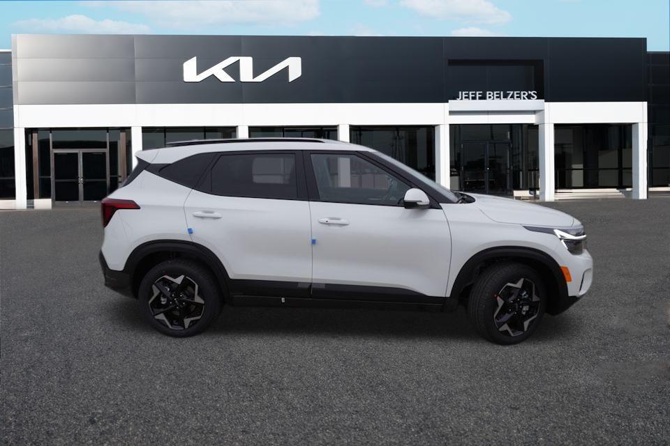 new 2025 Kia Seltos car, priced at $25,919