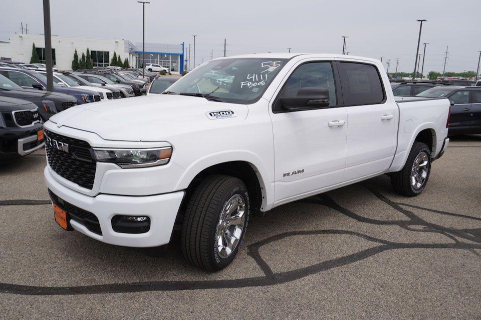 new 2025 Ram 1500 car, priced at $43,581