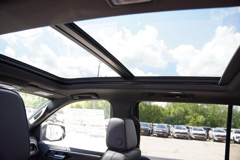 new 2025 Chevrolet Suburban car, priced at $84,530