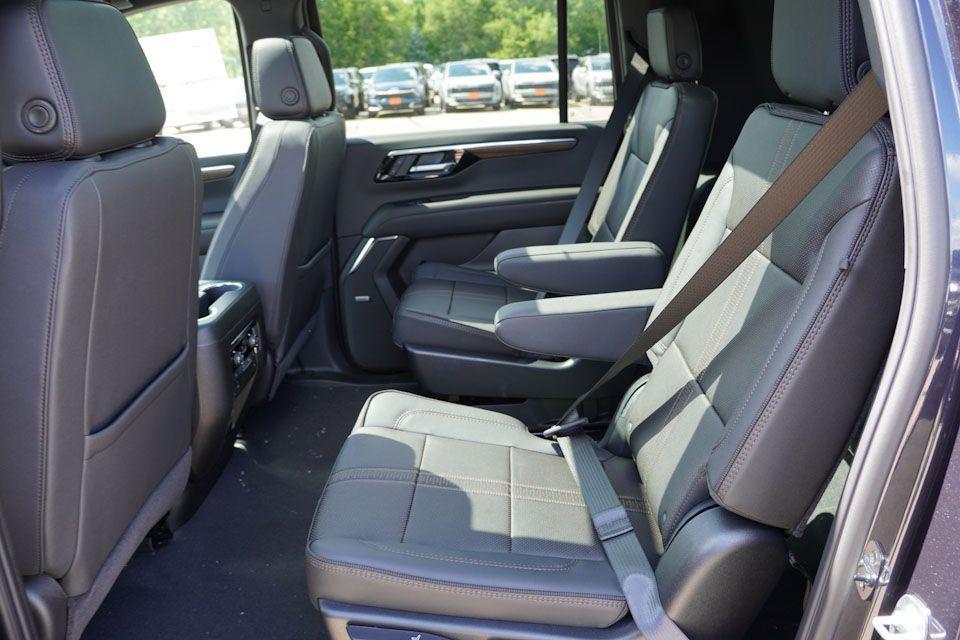 new 2025 Chevrolet Suburban car, priced at $84,530