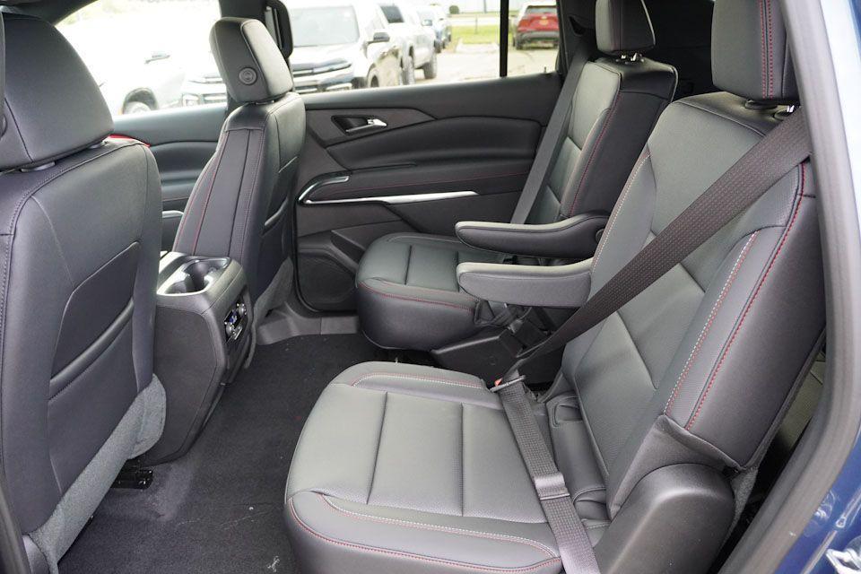 new 2026 Chevrolet Traverse car, priced at $49,661