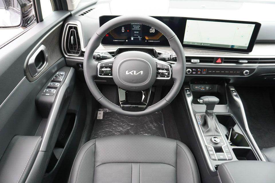new 2025 Kia Sorento car, priced at $37,904