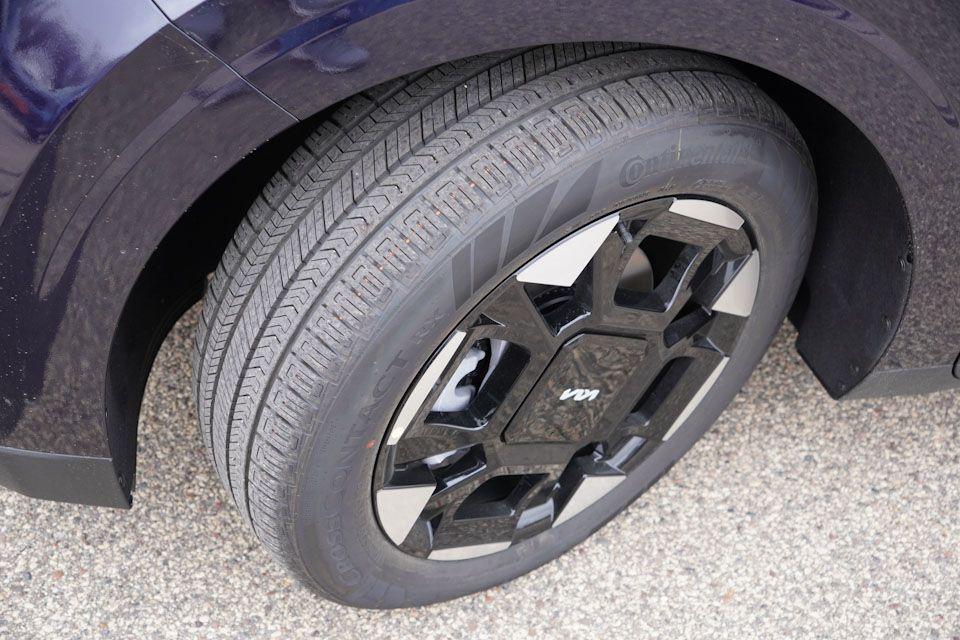 new 2026 Kia Carnival car, priced at $38,959