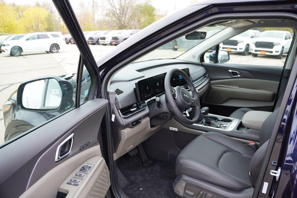 new 2026 Kia Carnival car, priced at $38,959