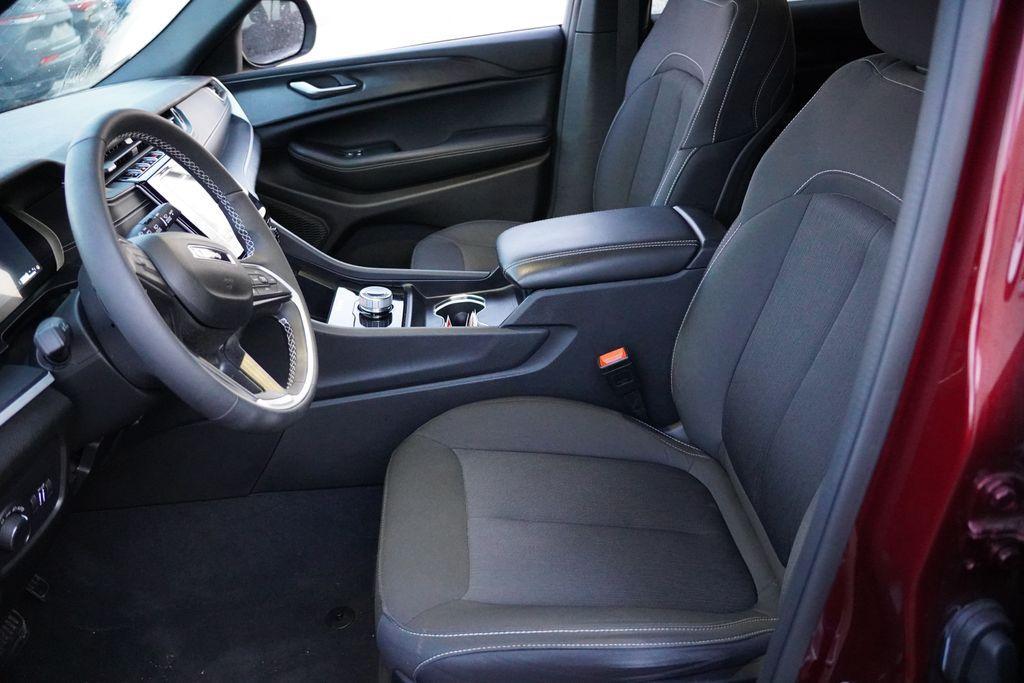 used 2024 Jeep Grand Cherokee car, priced at $32,437