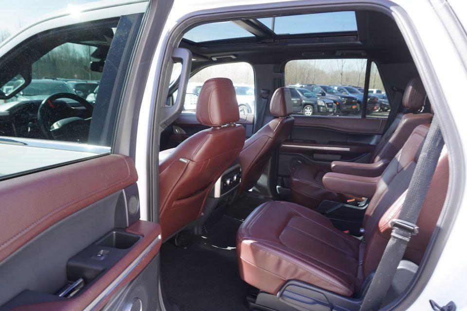 used 2023 Ford Expedition car, priced at $42,744