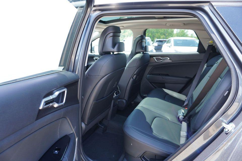 new 2025 Kia Sportage Hybrid car, priced at $32,809