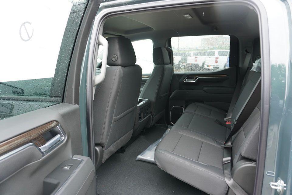 new 2025 Chevrolet Silverado 1500 car, priced at $49,905