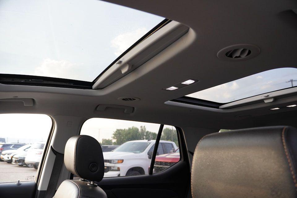 used 2021 Chevrolet Traverse car, priced at $31,986