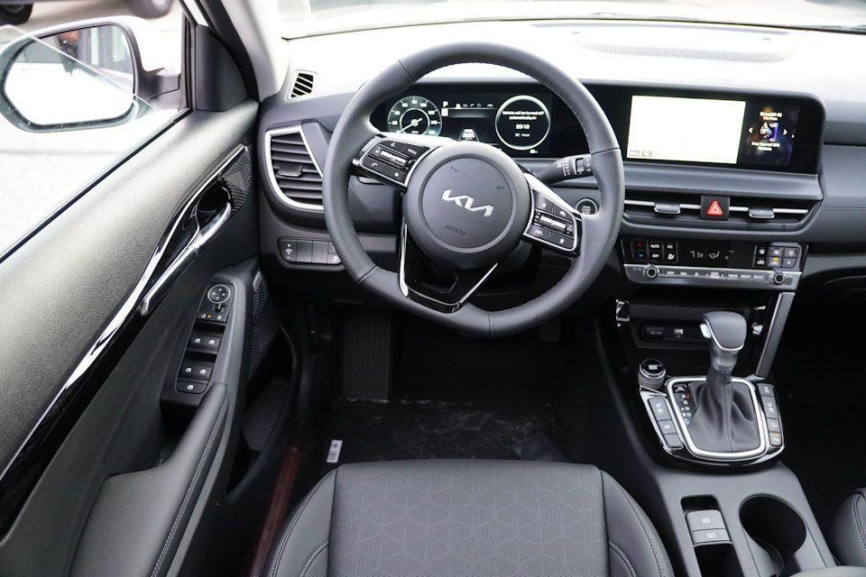 new 2026 Kia Seltos car, priced at $31,264