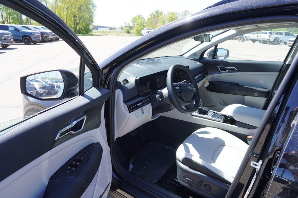 new 2026 Kia Sportage car, priced at $29,488