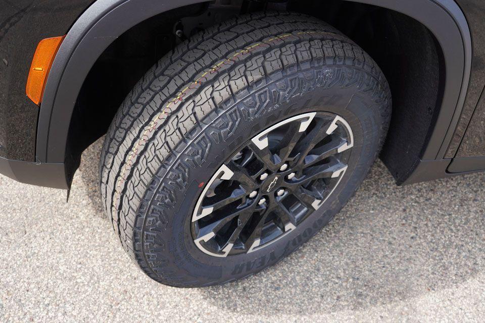 new 2026 Chevrolet Traverse car, priced at $49,661