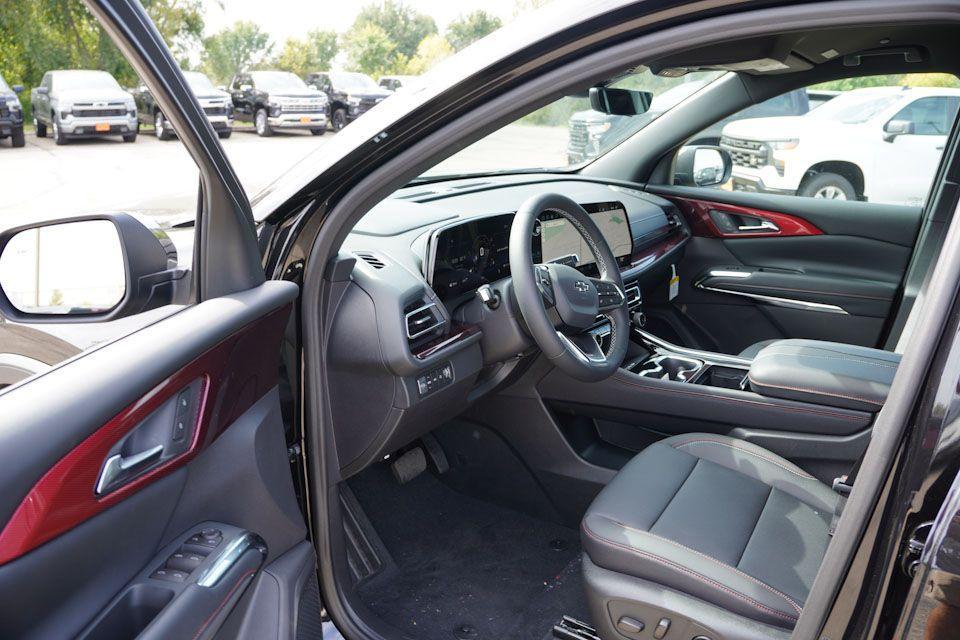 new 2026 Chevrolet Traverse car, priced at $49,661