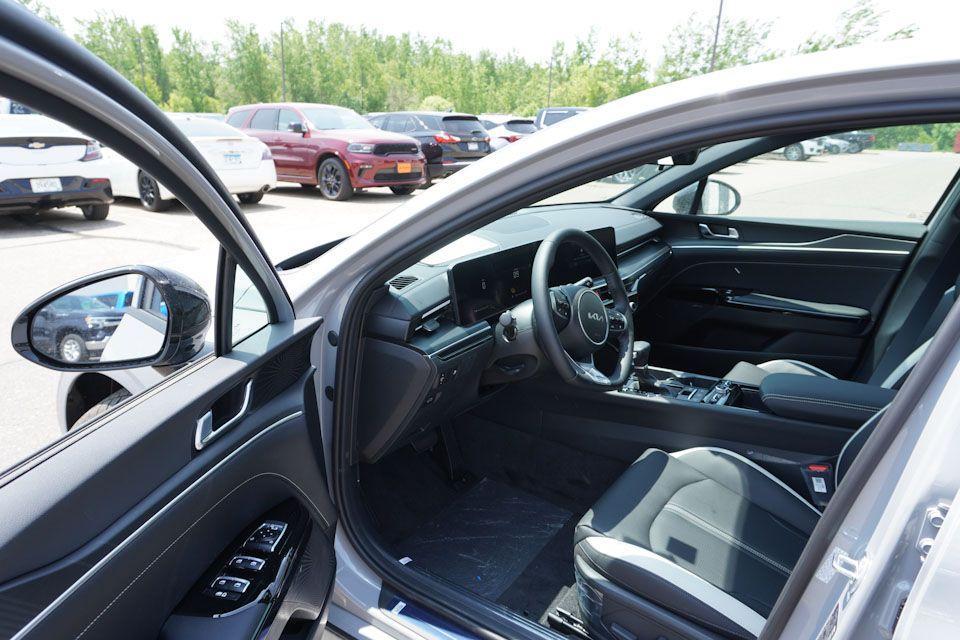 new 2025 Kia K5 car, priced at $30,161