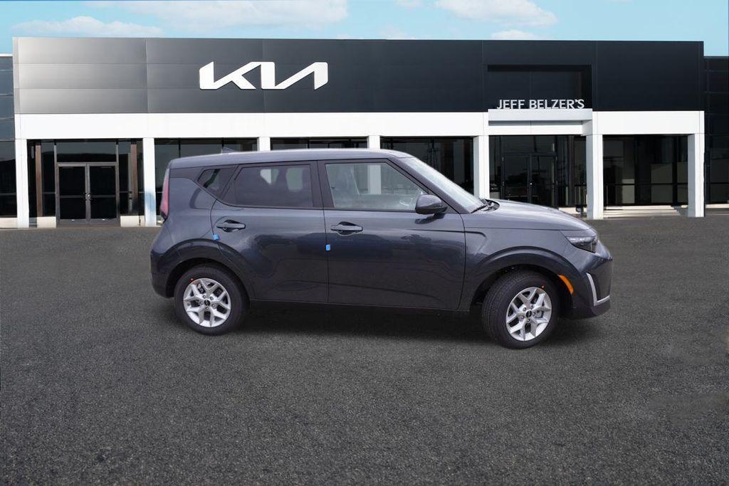 new 2025 Kia Soul car, priced at $20,307