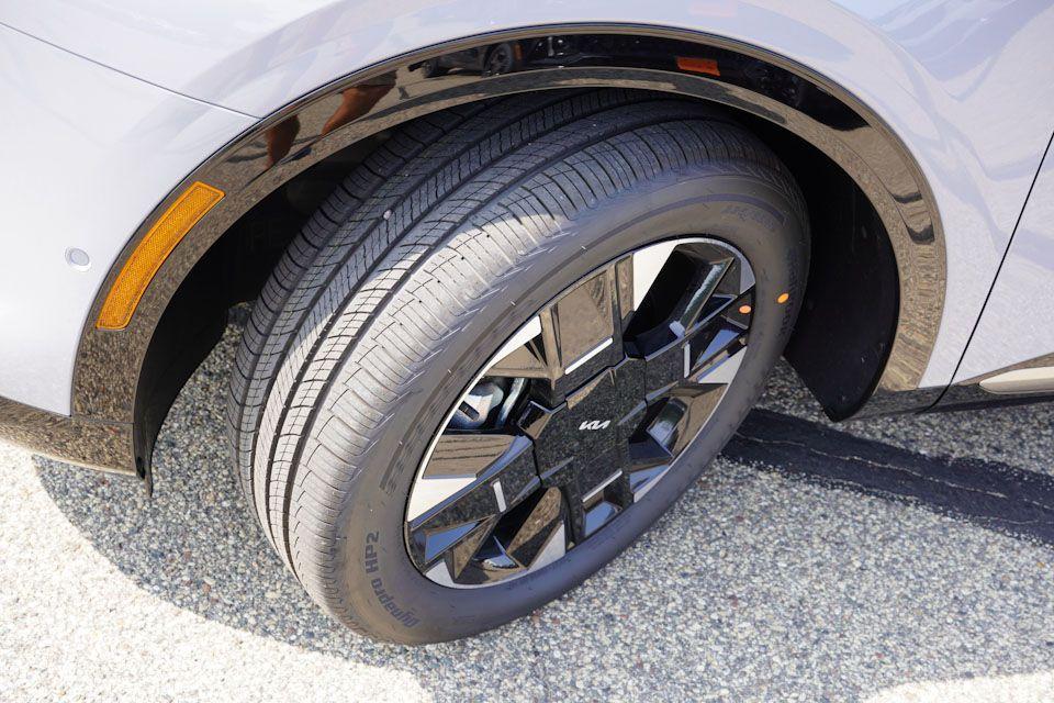 new 2026 Kia Sportage Hybrid car, priced at $39,029
