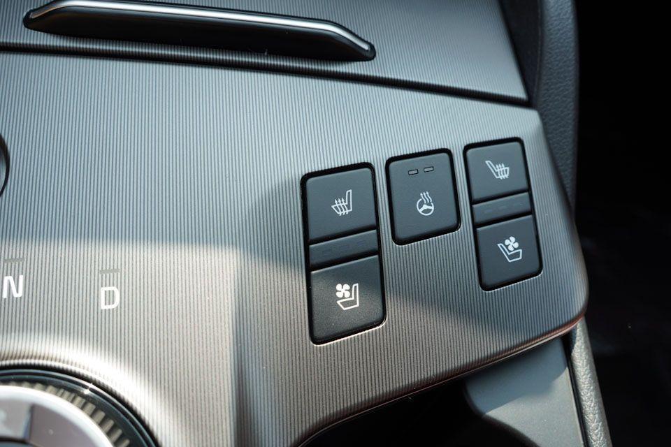 new 2026 Kia Sportage Hybrid car, priced at $39,029