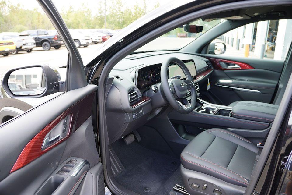 new 2026 Chevrolet Traverse car, priced at $49,661