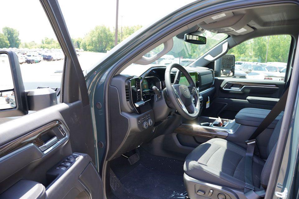 new 2025 Chevrolet Silverado 2500 car, priced at $61,360