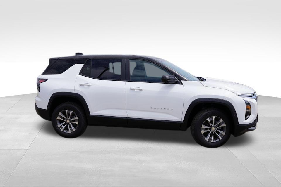new 2026 Chevrolet Equinox car, priced at $30,233