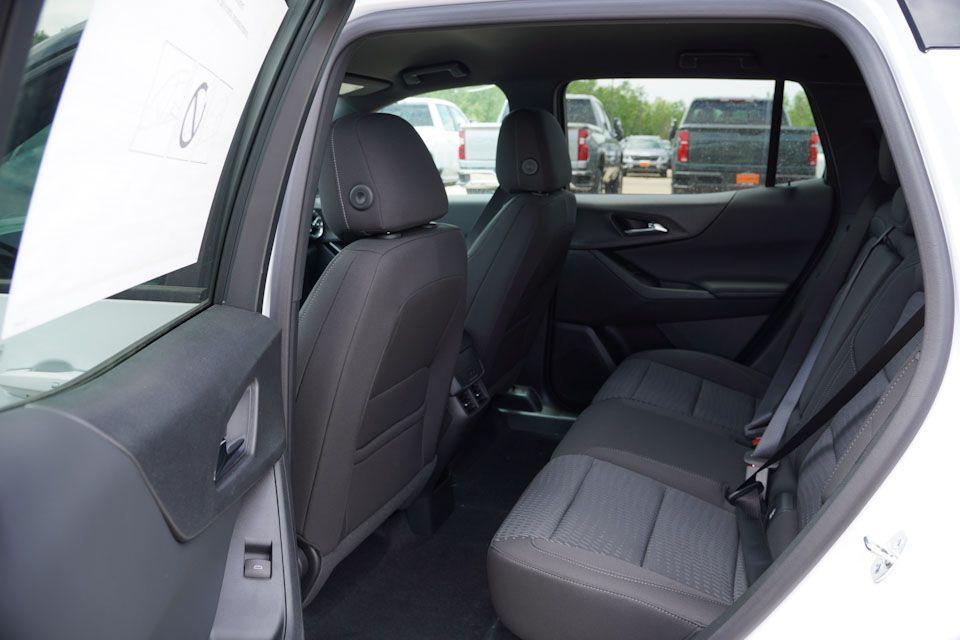 new 2026 Chevrolet Equinox car, priced at $30,233