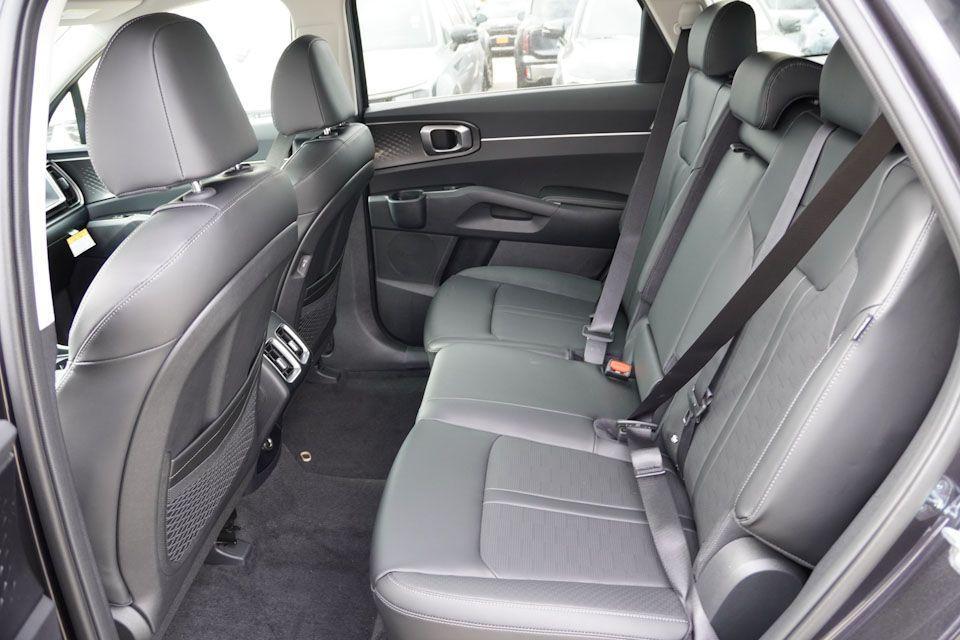 new 2026 Kia Sorento car, priced at $36,283