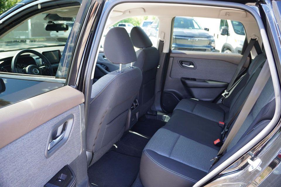 used 2021 Nissan Rogue car, priced at $22,962