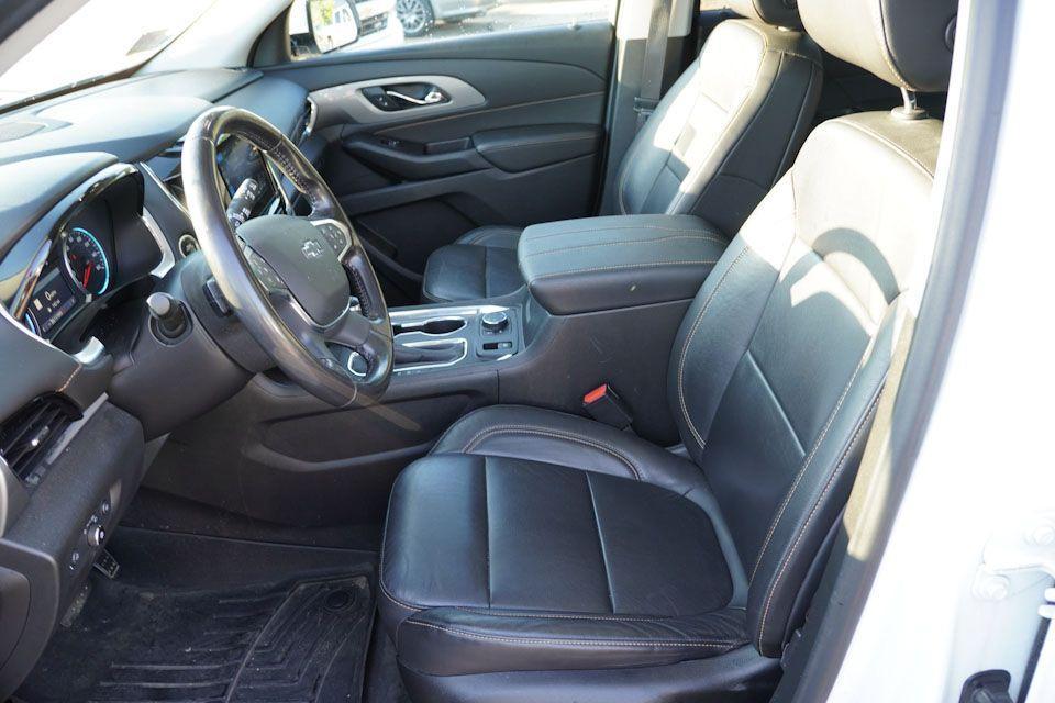 used 2020 Chevrolet Traverse car, priced at $22,892